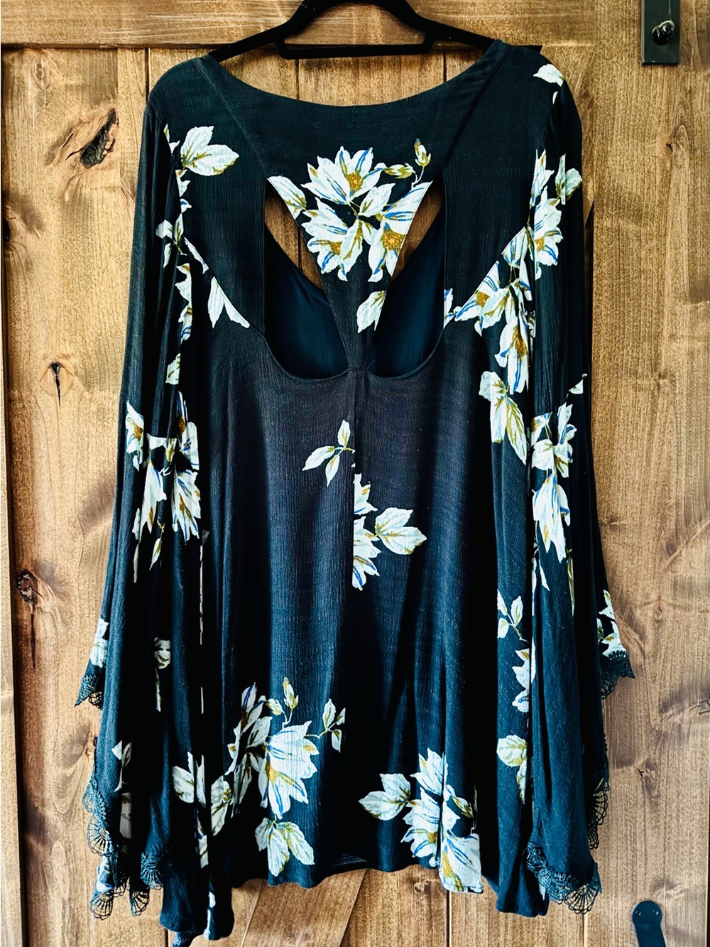 Spectacular Free People Tunic/Dress, fully lined, Bell Sleeves, like NEW! - Picture 3 of 8